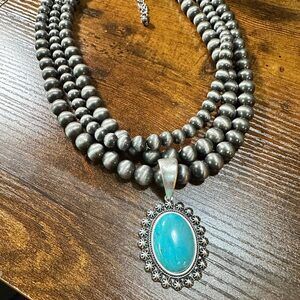 Navajo Turquoise Beaded Necklace 18 Inch 3‎ Strand Design, Boho Cowgirl Style, S